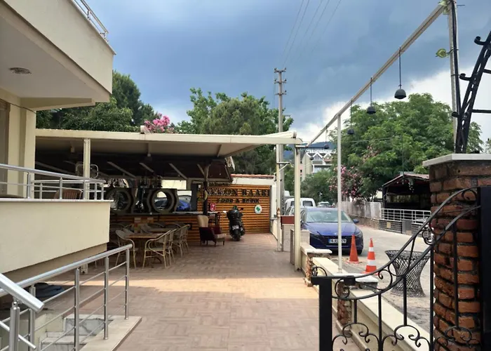 公寓式酒店 Metropolitan 马尔马里斯