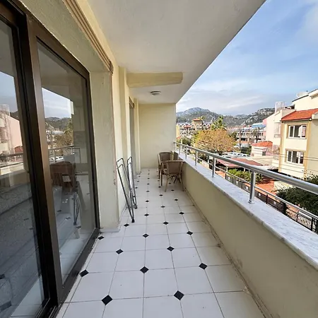 Metropolitan Aparthotel *