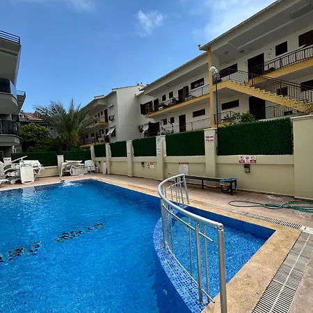 Metropolitan * Μαρμαρίς